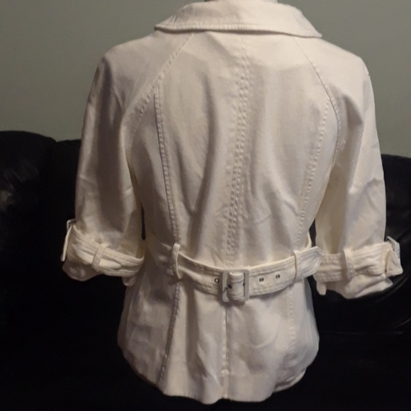 Preppy White Jacket, size 12P - Picture 3 of 3